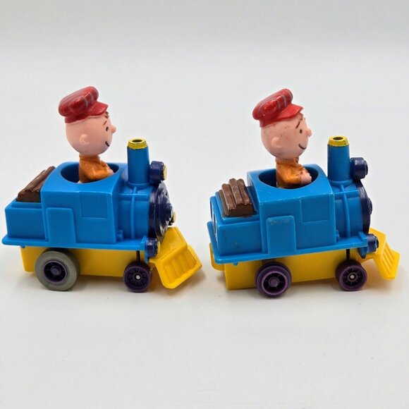 Vintage Peanuts Charlie Brown Conductor In Train UFS Inc. 1950,1966 Set Of 2 - Picture 6 of 11
